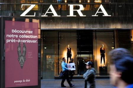 {{passage_du_désir_devant_zara}}