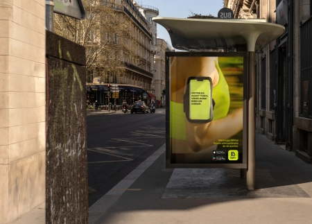 {{arrêt_de_bus_campagne_de_publicité_bpm_application_agence_étendard}}